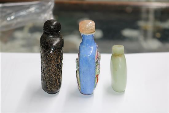 Three assorted Chinese snuff bottles tallest 9cm